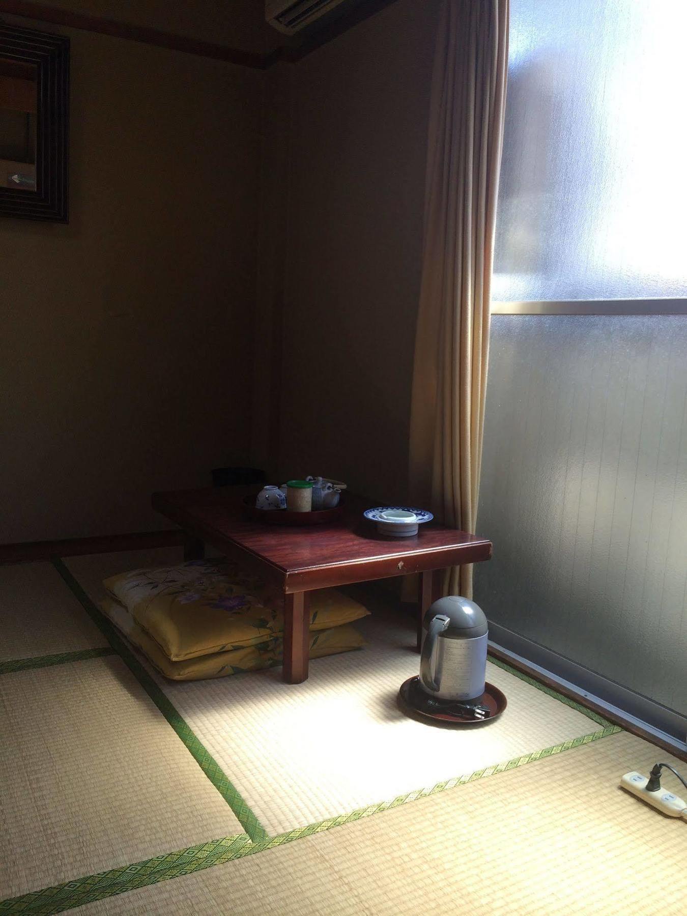 Kasuga Ryokan Hiroshima Exteriör bild